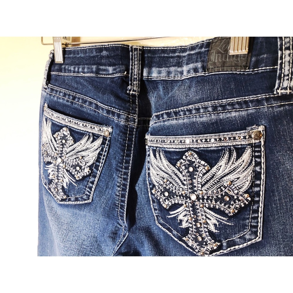✝️LOVE INDIGO CROSS WING POCKET JEAN CAPRI✝️